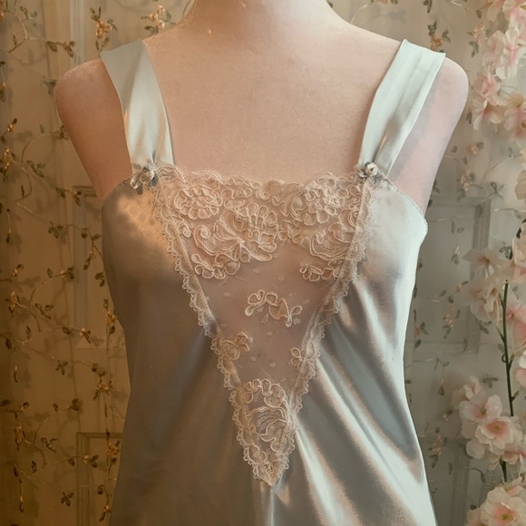 1950s baby blue lace slip dress size S - Picture 2 of 6